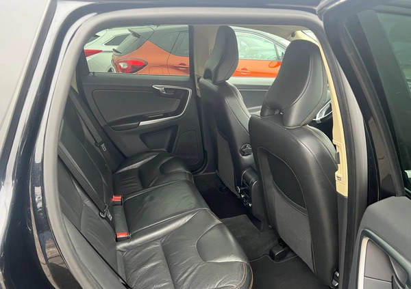 Volvo XC 60 cena 47500 przebieg: 362300, rok produkcji 2009 z Siemiatycze małe 352